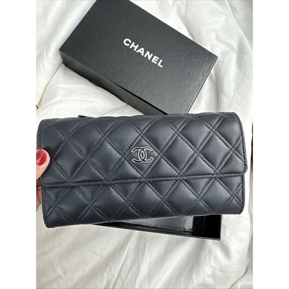 CHANEL Logo Navy Silver Toe Double Stitch Long Wallet W/box - Picture 2 of 16